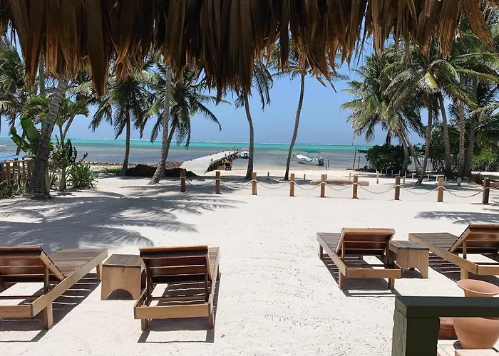 Caye Casa Hotel