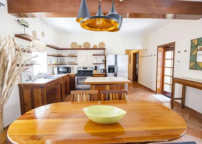 Caye Casa 3*